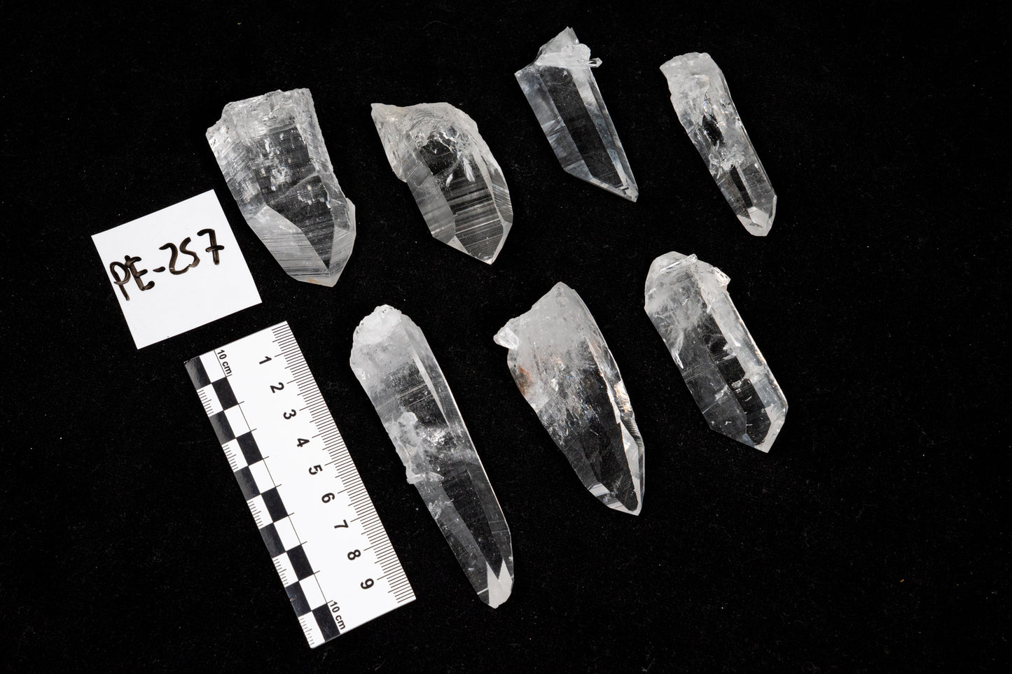 Laser Peñas Blancas Lemurian Quartz Points, Super Optical Clarity Medium size WHOLESALE (PE-257)