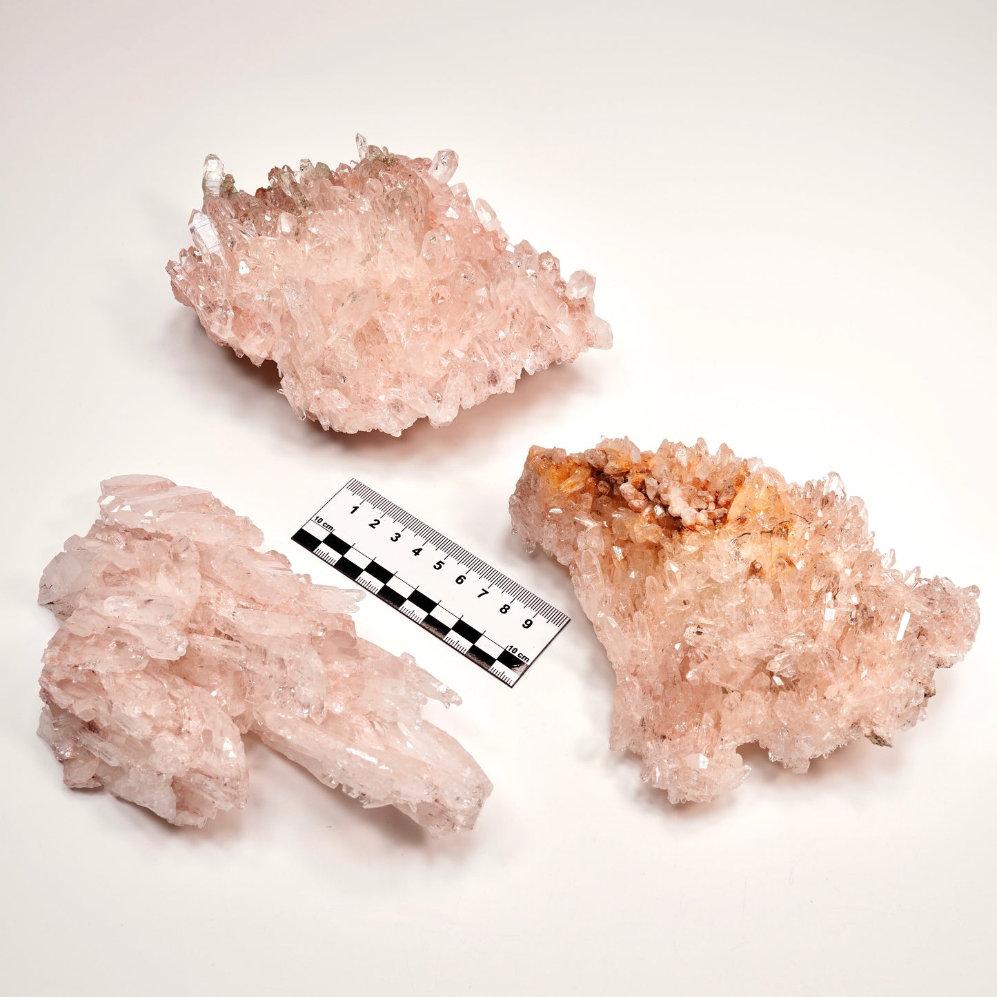 ピンクレムリアンクォーツクラスター(P-)プランティラ