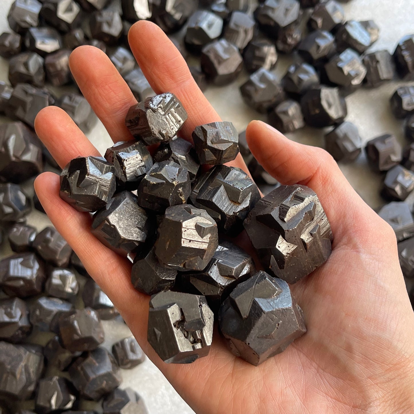Iron Cross Twin Pyrite (Pseudomorph: Goethite after Pyrite) by kilo