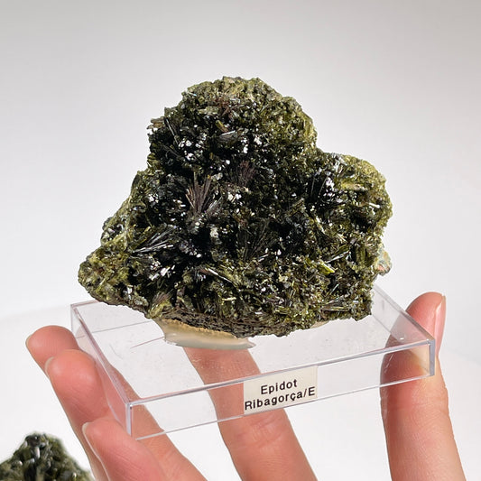 Epidote Clusters from Spain Extra high quality WHOLESALE (EP-9)