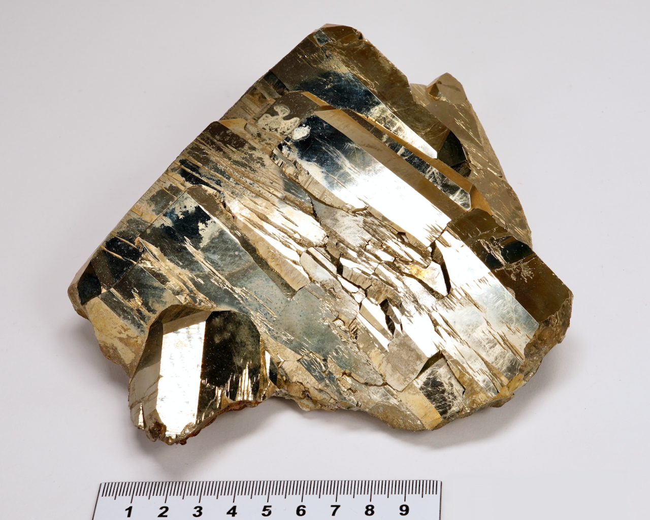 Pyrite Cluster Chivor mine, Colombia (PY-3003) | Wholesale Lot | 2530g x1 | Large Size