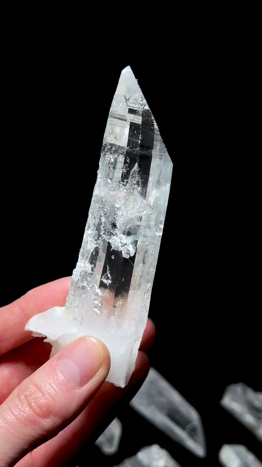 Super Optical Lemurian Quartz crystal Points (SO-167)