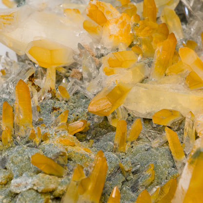 ゴールデングリーンレムリアンクォーツクラスター ラージサイズ 超希少 (LC-438)