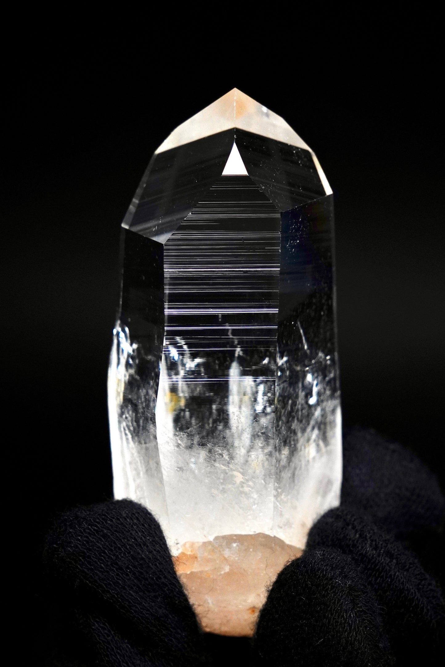 Temple Heart DOW Peñas Blancas Lemurian Quartz Crystal Point, Collector Specimen (PE-1D) 99g