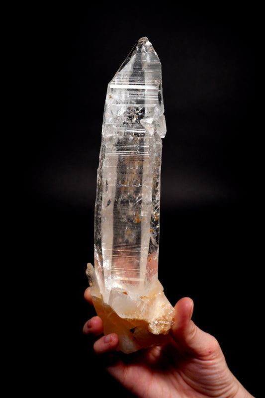 Chisel terminated Lemurian Quartz Sword of light Collector Specimen (lot: CO-271) 714g