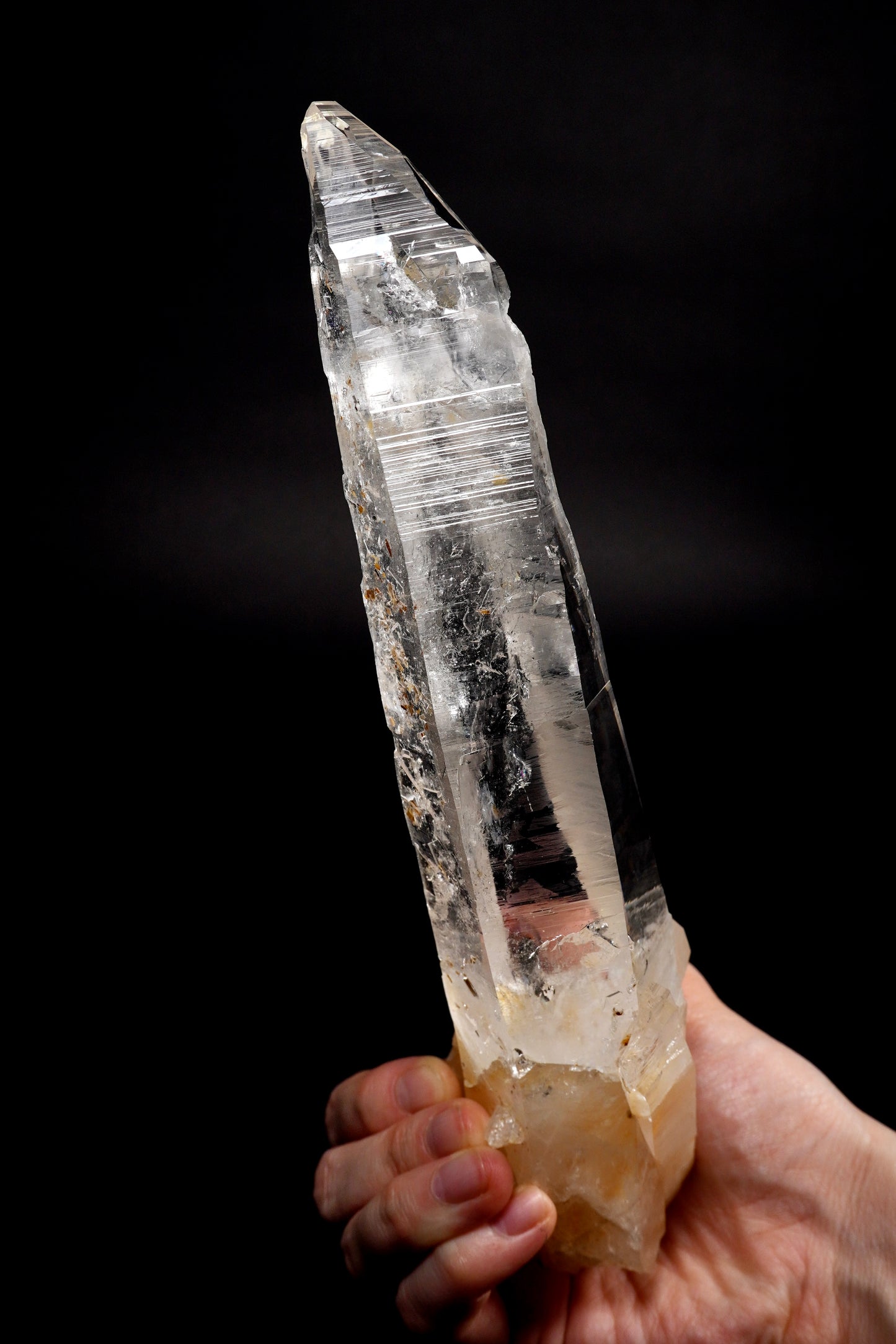 Chisel terminated Lemurian Quartz Sword of light Collector Specimen (lot: CO-271) 714g