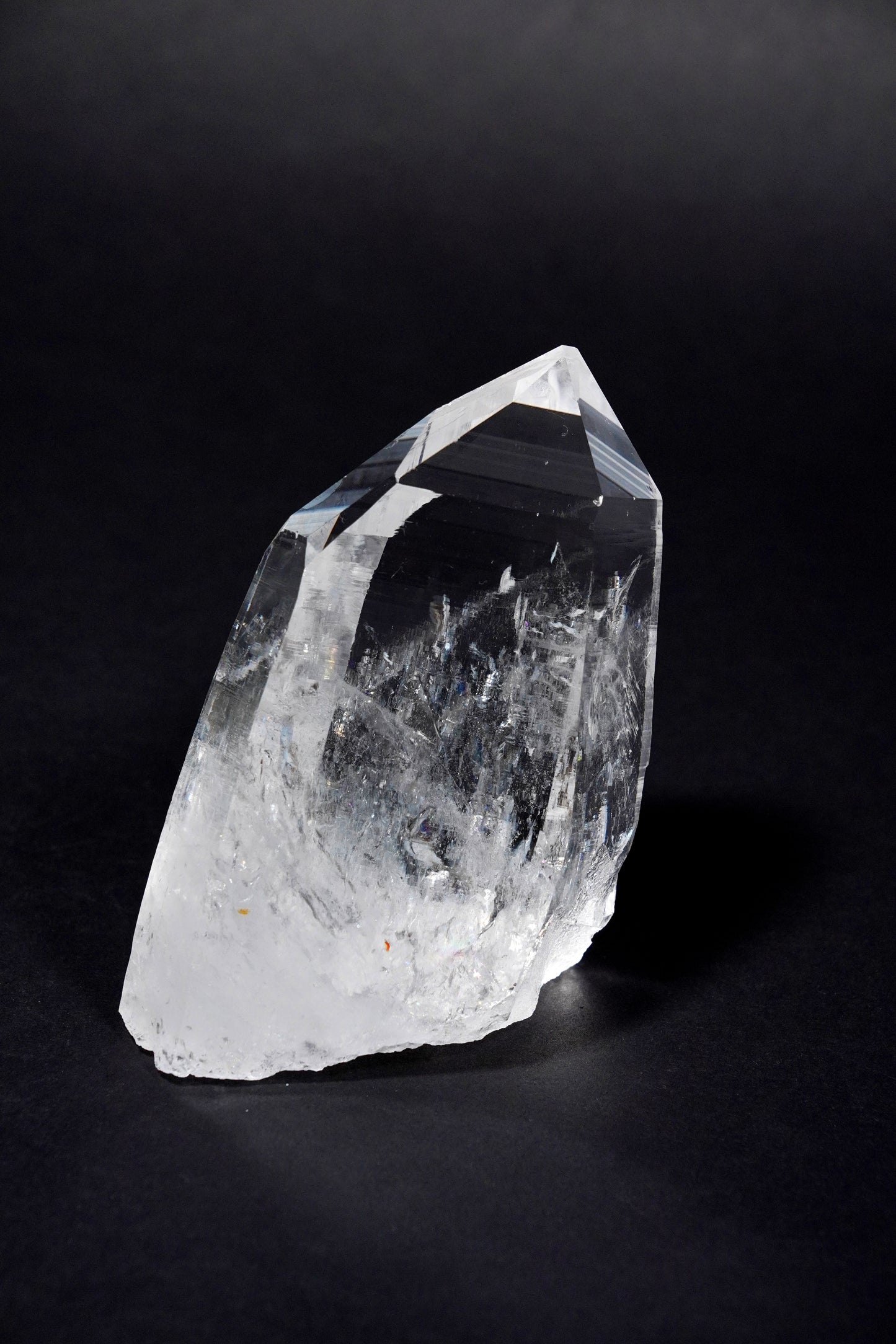 Self standing Isis Goddess with double time link window Peñas Blancas Lemurian Quartz crystal Collector Specimen (lot: CO-285) 711g