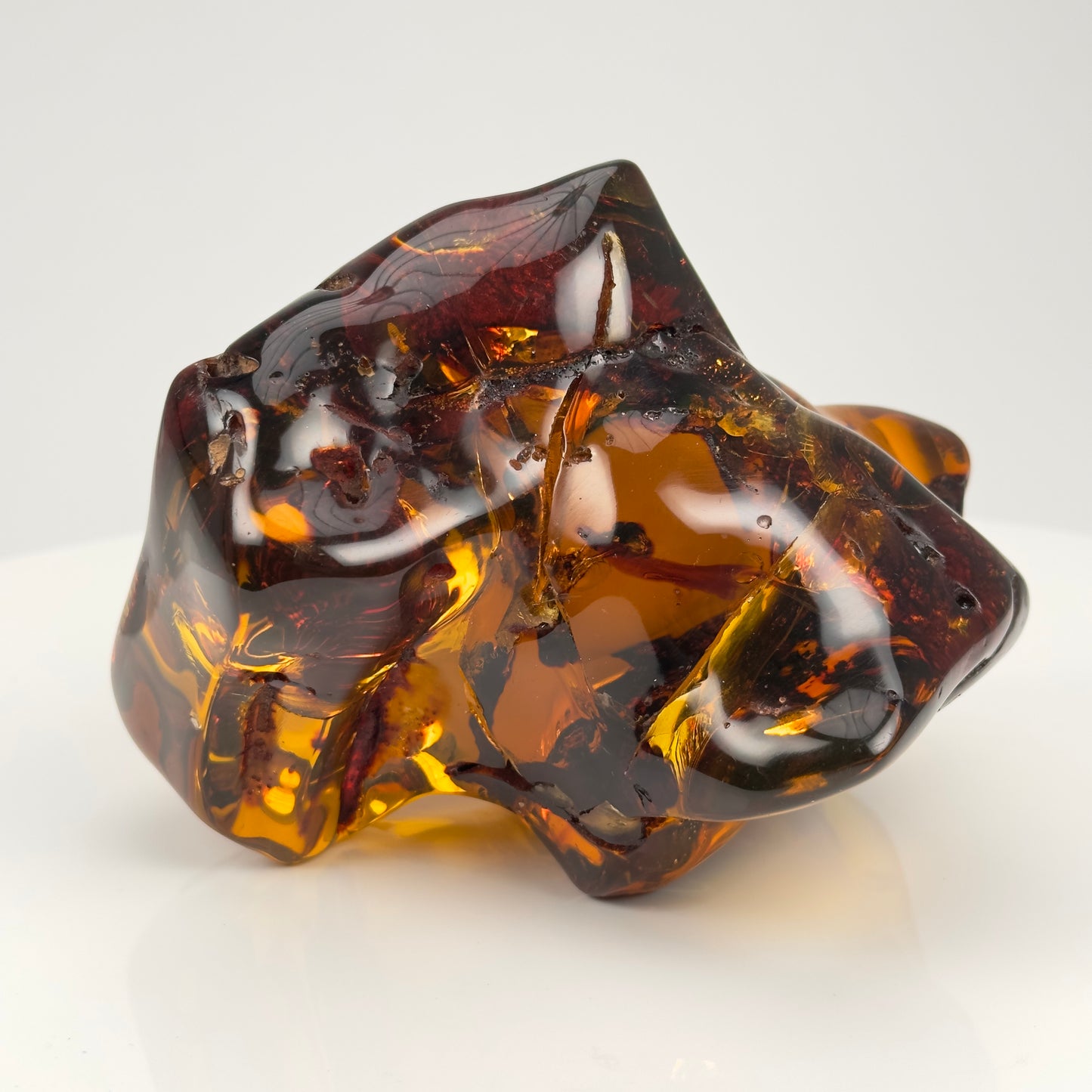 Hand Polished Amber (AM-122)