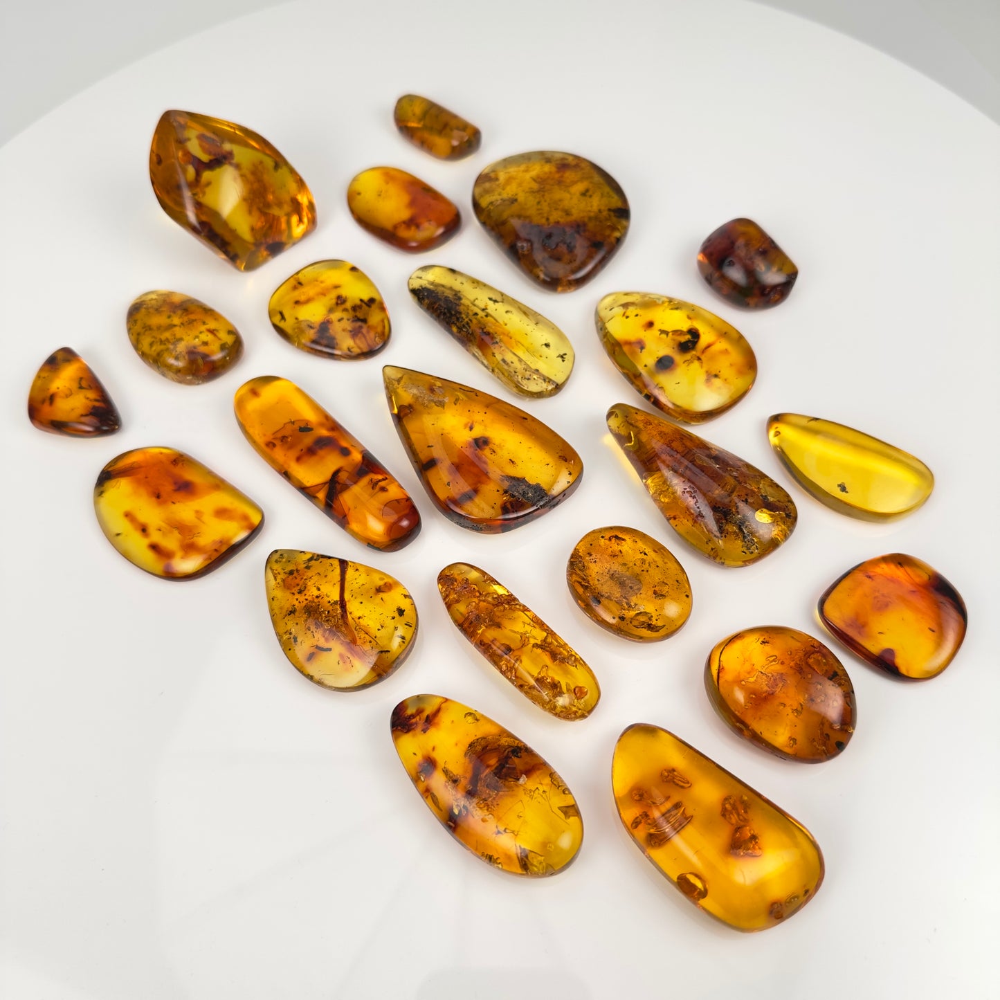 Hand Polished Amber (AM-102)