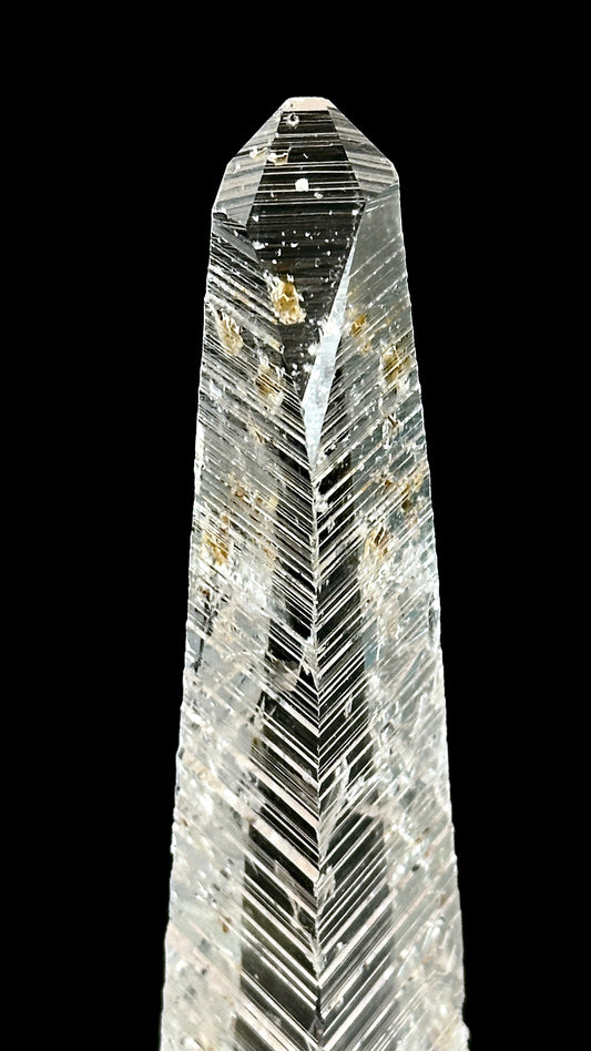 レーザー剣光ノミ仕上げタピアスレムリアンクォーツクリスタルポイントコロンビア産コレクター標本（CO-212）161g