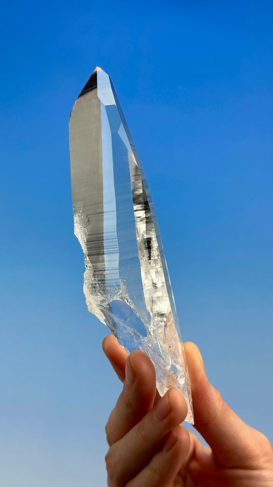 Laser Sword of Light Peñas Blancas Lemurian Quartz Crystal Point from Colombia (CO-206) 227g
