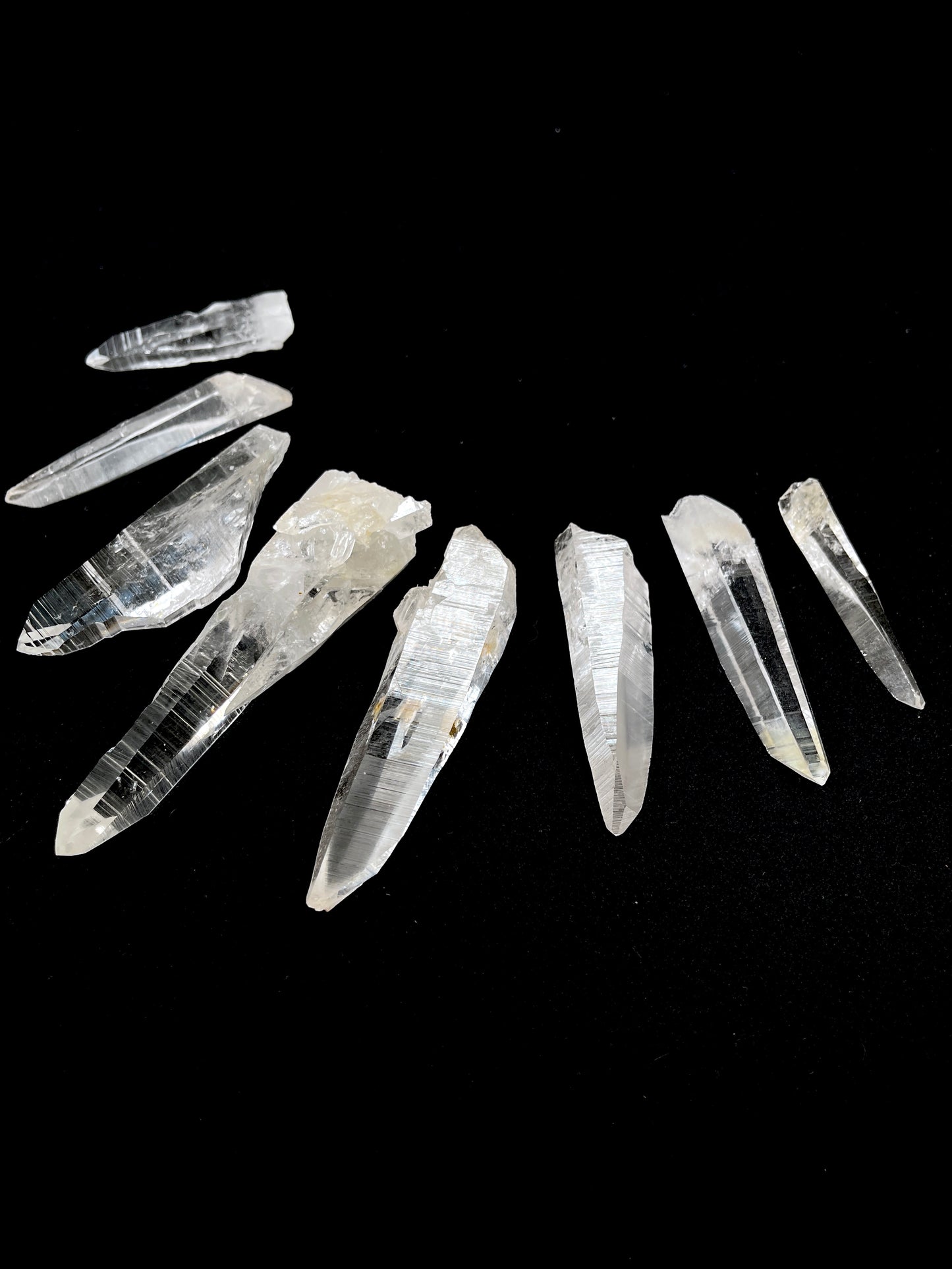 Laser Peñas Blancas Lemurian Quartz Points, Super Optical Clarity Medium size (PE-134)