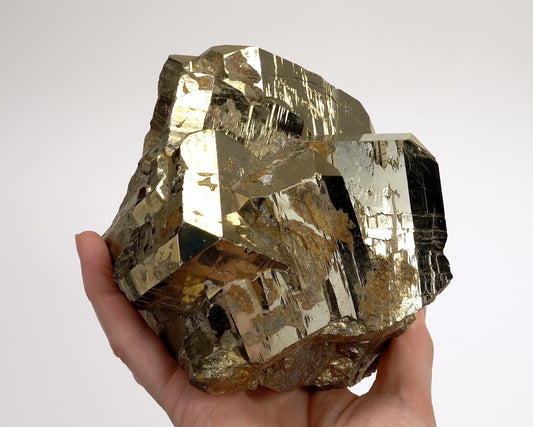 Pyrite Cluster Chivor mine, Colombia (PY-3007) | Wholesale Lot | 3095g x1 | Large Size