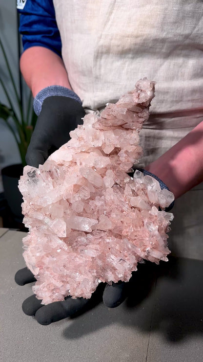 ピンクレムリアンクォーツクラスター（P-）プランティラ