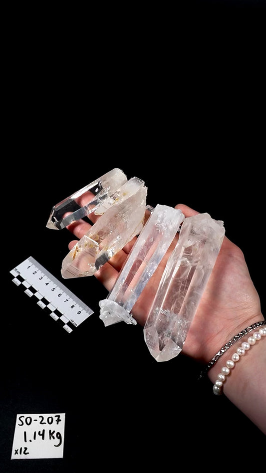 Super Optical Lemurian Quartz crystal Points (SO-207)